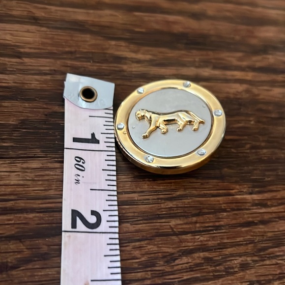 Vintage Earrings Round Jaguar Silver and Gold Gorgeous Clip On - Picture 4 of 6